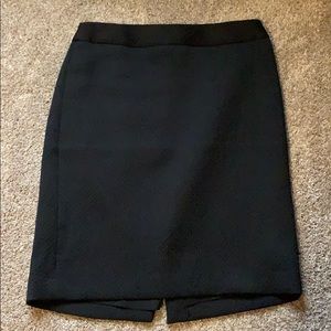 Banana republic black skirt( has a texture)